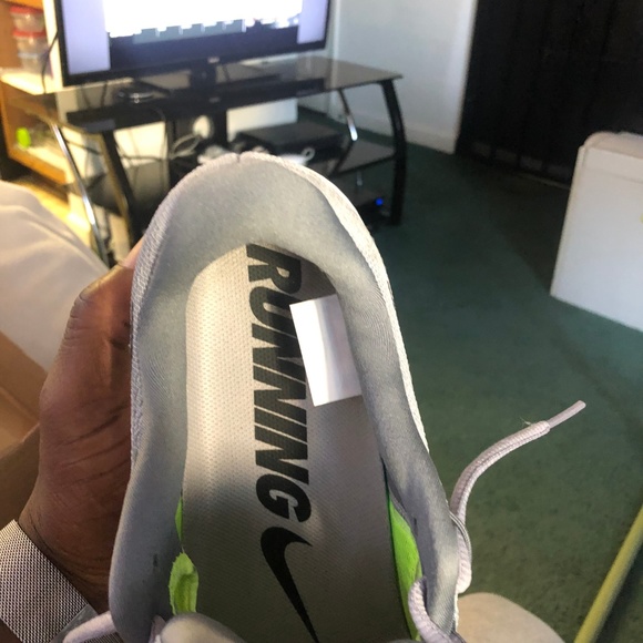 Nike Air Zoom Romero (Excellent Condition) - Picture 4 of 7